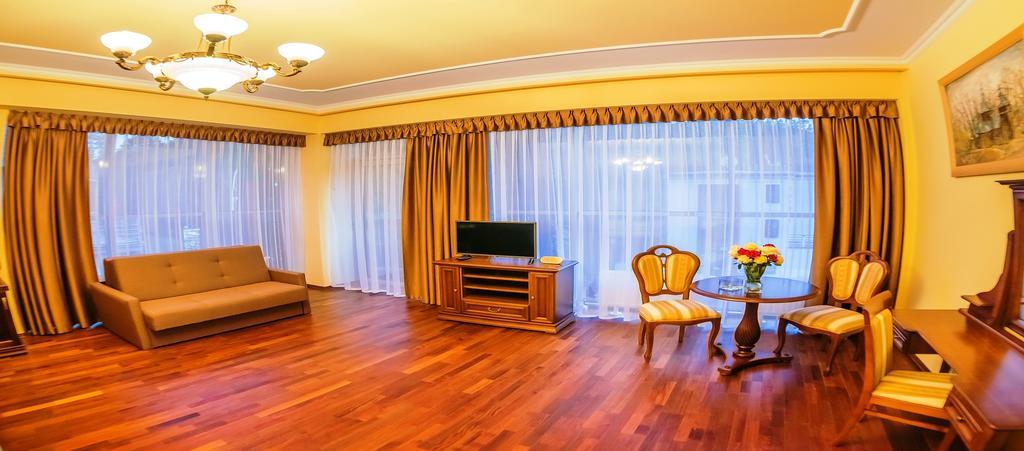 Victoria Cechini Krynica-Zdrój Exterior foto